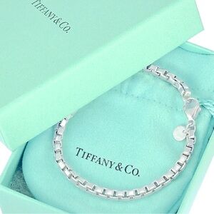 Authentic Tiffany & Co Venetian Link Bracelet